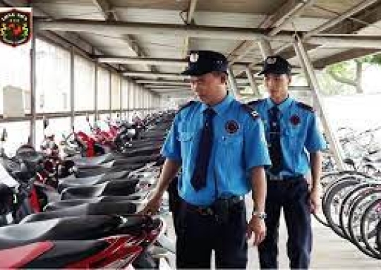 Bảo vệ giữ xe
